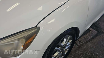2016 Scion iA - miniatura 25