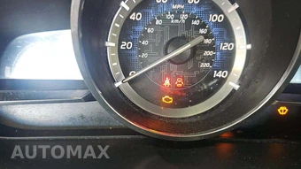 2016 Scion iA - miniatura 32