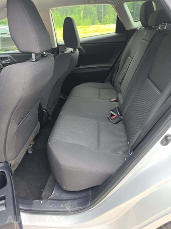 2016 Scion iM – miniatura 10