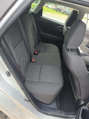 2016 Scion iM – miniatura 13