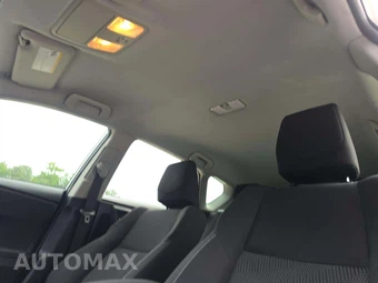 2016 Scion iM – miniatura 8
