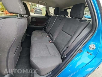 2016 Scion iM – miniatura 14