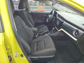 2016 Scion iM – miniatura 9