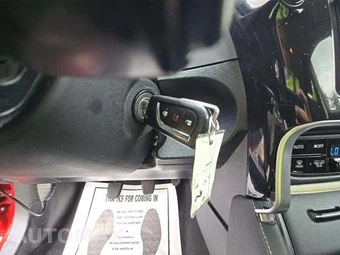 2016 Scion iM – miniatura 8