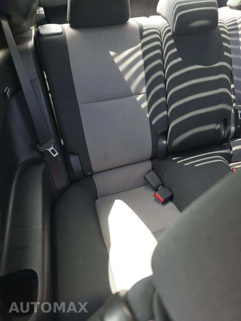 2016 Scion tC – miniatura 15