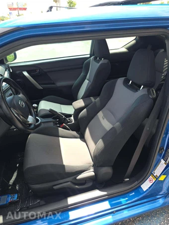 2016 Scion tC – miniatura 6