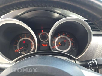 2016 Scion tC – miniatura 9