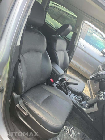 2016 Subaru Forester 2.0XT Touring – miniatura 18