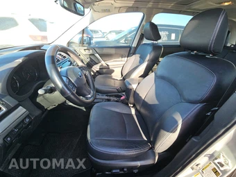 2016 Subaru Forester 2.0XT Touring - miniatura 7