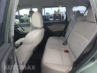 2016 Subaru Forester 2.5i – miniatura 13