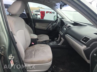 2016 Subaru Forester 2.5i – miniatura 8