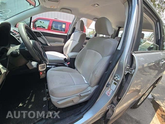 2016 Subaru Forester 2.5i – miniatura 6