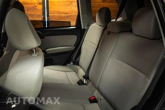 2016 Subaru Forester 2.5i - miniatura 10