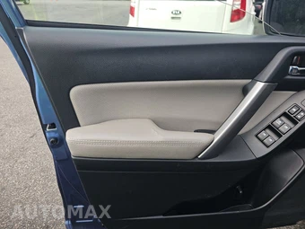 2016 Subaru Forester 2.5i Limited – miniatura 9