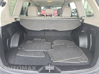 2016 Subaru Forester 2.5i Limited – miniatura 15