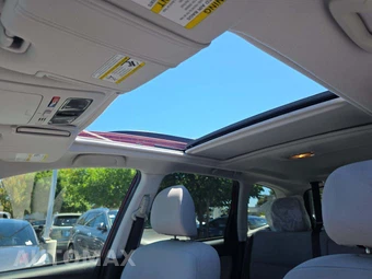 2016 Subaru Forester 2.5i Premium – miniatura 8