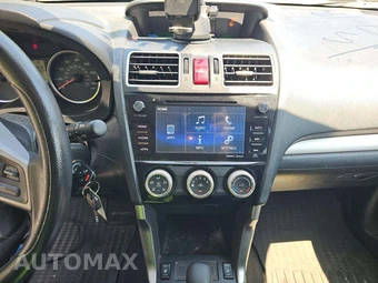 2016 Subaru Forester 2.5i Premium – miniatura 10