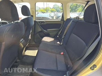 2016 Subaru Forester 2.5i Premium – miniatura 13