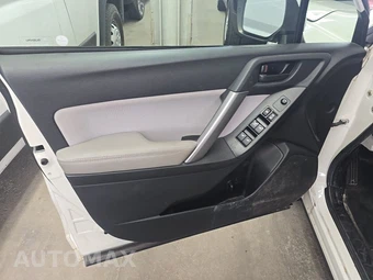 2016 Subaru Forester 2.5i Premium - miniatura 9