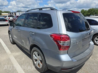 2016 Subaru Forester 2.5i Premium – miniatura 6