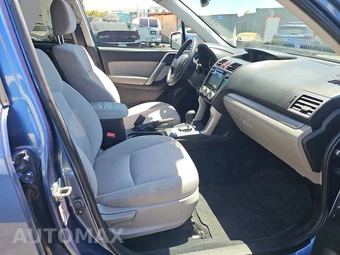 2016 Subaru Forester 2.5i Premium – miniatura 8