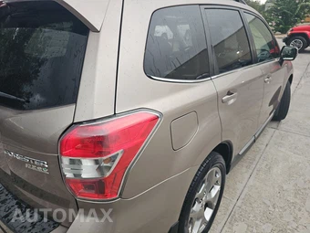 2016 Subaru Forester 2.5i Touring – miniatura 4