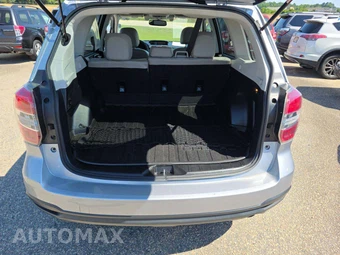 2016 Subaru Forester 2.5i Touring – miniatura 14