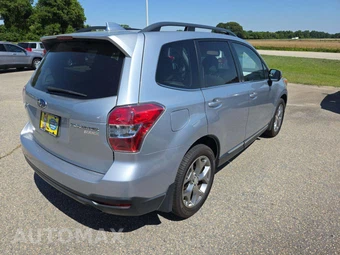 2016 Subaru Forester 2.5i Touring – miniatura 3