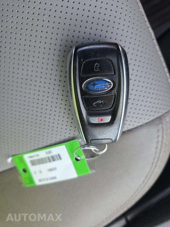 2016 Subaru Forester 2.5i Touring – miniatura 8