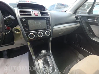 2016 Subaru Forester 2.5i Touring - miniatura 11