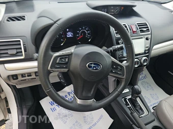 2016 Subaru Forester 2.5i Touring – miniatura 10