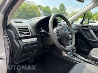 2016 Subaru Forester 2.5i Touring - miniatura 10