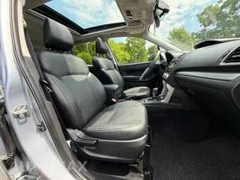 2016 Subaru Forester 2.5i Touring - miniatura 15