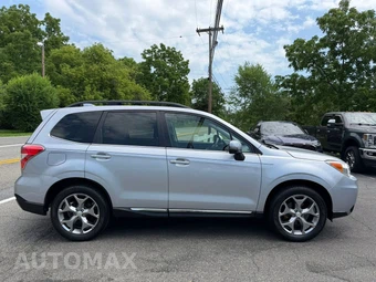 2016 Subaru Forester 2.5i Touring - miniatura 8