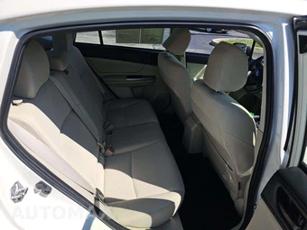 2016 Subaru Impreza 5-Door 2.0i Hatchback - miniatura 13