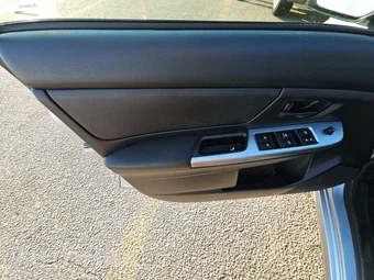 2016 Subaru Impreza 5-Door 2.0i Hatchback - miniatura 9