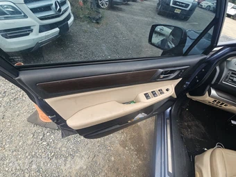 2016 Subaru Legacy 2.5i Limited - miniatura 9