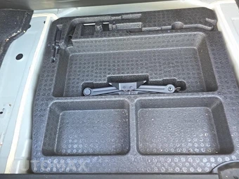2016 Subaru Legacy 2.5i Premium - miniatura 7