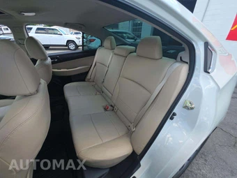 2016 Subaru Legacy 3.6R Limited - miniatura 10