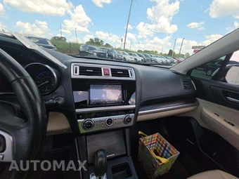 2016 Subaru Legacy 3.6R Limited - miniatura 7