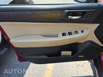 2016 Subaru Outback 2.5i Limited – miniatura 9