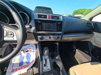 2016 Subaru Outback 2.5i Limited – miniatura 11