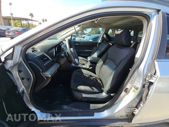 2016 Subaru Outback 2.5i Premium – miniatura 7