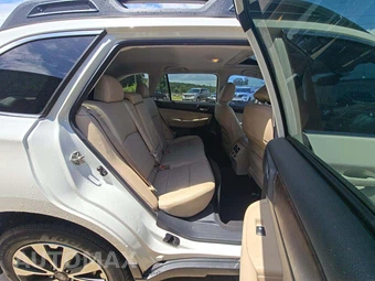 2016 Subaru Outback 3.6R Limited - miniatura 13