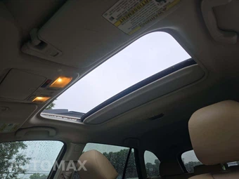 2016 Subaru Outback 3.6R Limited – miniatura 11