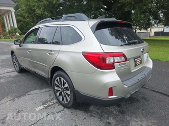 2016 Subaru Outback 3.6R Limited – miniatura 2