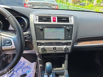 2016 Subaru Outback 3.6R Limited – miniatura 10