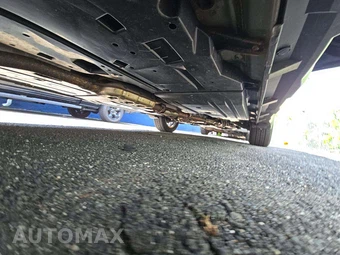 2016 Subaru Outback 3.6R Limited – miniatura 17