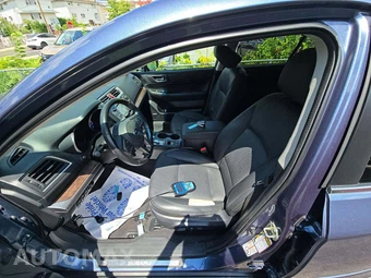 2016 Subaru Outback 3.6R Limited – miniatura 6