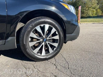 2016 Subaru Outback 3.6R Limited - miniatura 4